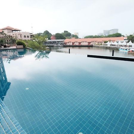 Luxury On Melaka River Eksteriør billede